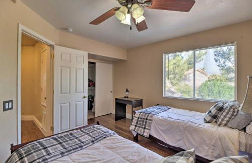 Lavish Family Escape with Game Room in Avondale! - Foto 27