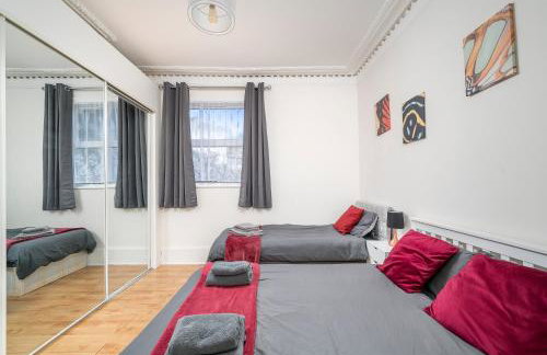 Modern 2Bed North London Flat by D3 Short Stay, Sleeps 6, Private Yard - Foto 9