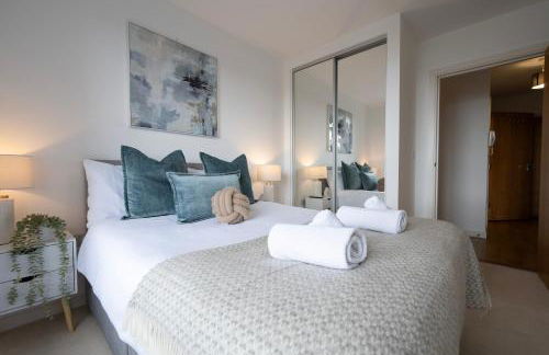 1BR River View - Parking - Sleeps 4 - Foto 5