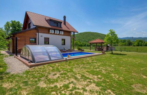 Pet Friendly Home In Gospic - Photo 17