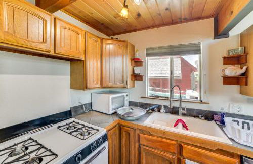 Frazier Park Cabin with Ping-Pong Table, Near Trails - Foto 8