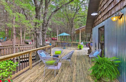 Pet-Friendly Outdoor Paradise with Grill, Decks - Foto 27