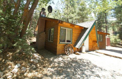 Owl Cabin - Sierra style cabin located on a quiet road in Fawnskin and backs up to National Forest! - Foto 32