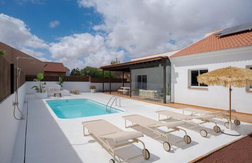 Villa Hikari - Design house with heated pool in Corralejo - Photo 35