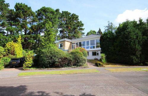 5 Bed House - Pool - Hot Tub - Sauna - Pool Table - Near New Forest and Beach - Sleeps 12 - Photo 69