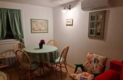 Charismatic Garden Cottage with Sea View - Foto 9