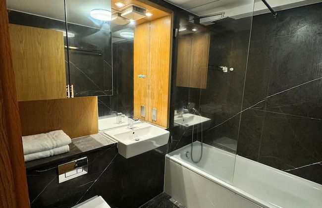 Westwood House - Photo 39