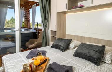 Cozy and Chic Little House with pool Ivinj - 5 - Foto 34