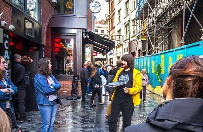 Reel Tours: Liverpool Film Location Walking Tour - Foto 7