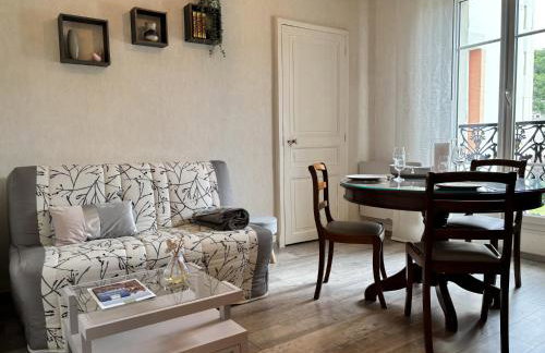 Le 130 - 1 chambre - Wifi - Proche Parc Thermal - 2 personnes - Foto 10