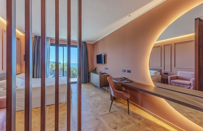 Hotel DeVille - Photo 28