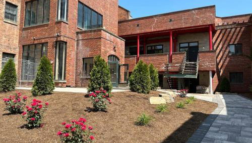 2 bdrm Modern & Hip Apt with Private Patio - Foto 3