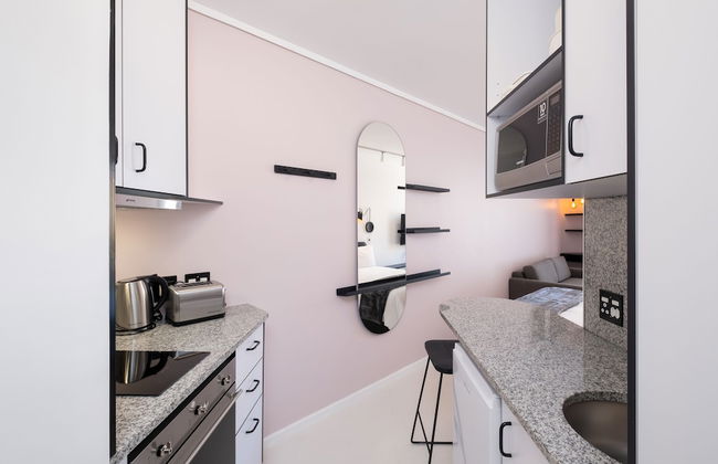 The Flamingo by Perch Stays - Photo 2