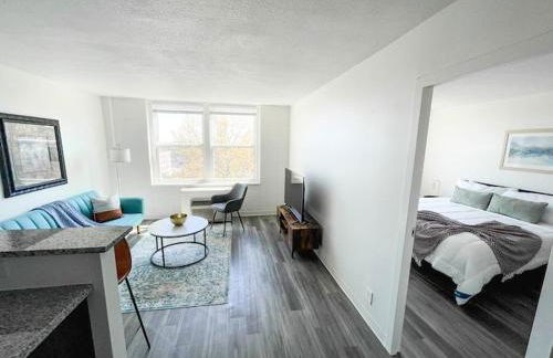 Sleepover Downtown Cincinnati 1BD 1BA Apartments - Photo 6