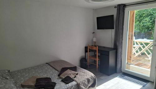 Charmant studio RDC avec terrasse, parking & cuisine équipée - Foto 5