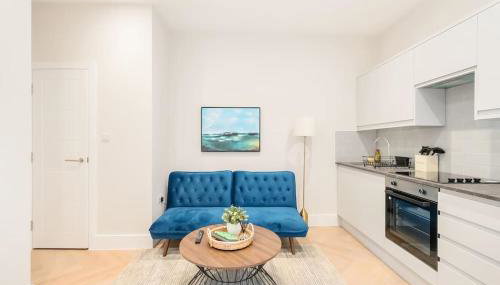 The Solo Haven 20 Min to Central - Foto 3