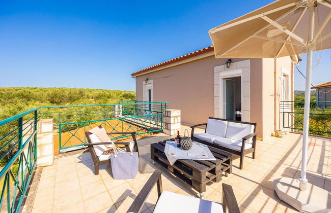 Villa Dimitris Large Private Pool Walk to Beach Sea Views A C Wifi Car Not Required Eco-frien - 1923 - Foto 32