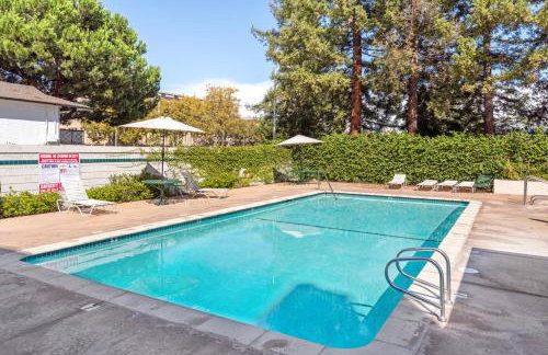 Palo Alto 2BR w WD Pool nr Pinterest SFO-806 - Foto 24