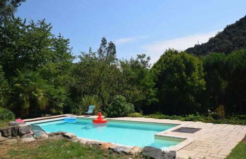 Lovely house with grass garden, shared swimmingpool, next to the river Ardèche - Foto 11