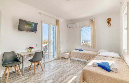 Ippocampos Seaside Serenity - Unwind at Paros Poolside Retreats - Photo 24