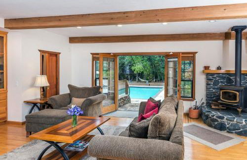 Glen Ellen Stone Retreat - Family Friendly Home - Walk to Town - Foto 11