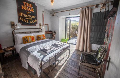 James' Place at Dowlais - Photo 1