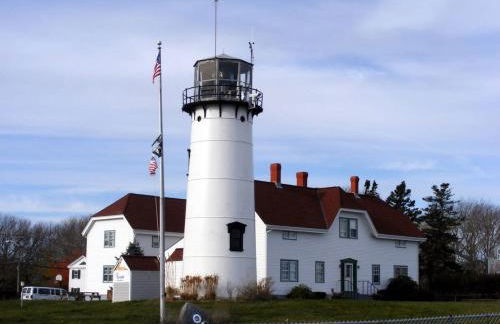 Full Renovation Amazing Spot with Views - Photo 27