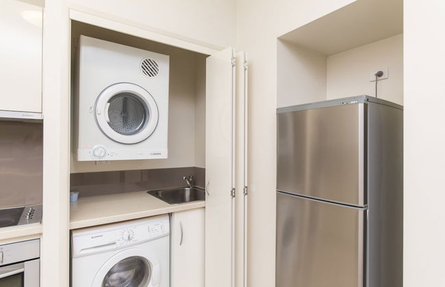 Apartments on Palmer - Photo 17