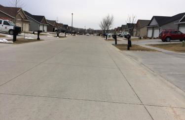 Brand new duplex - Photo 1