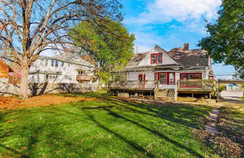 Historic Charm: Spacious 4BR Retreat Sleeps 11 - Holiday Home - Foto 25