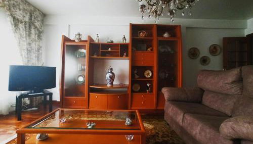 Piso Amplio y Céntrico en Mugardos - Foto 5