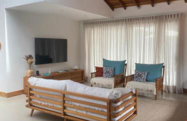 Casa alto padrão a 100 metros da praia brava - Foto 10