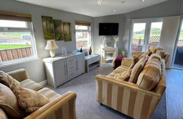 The Lodge - Photo 73