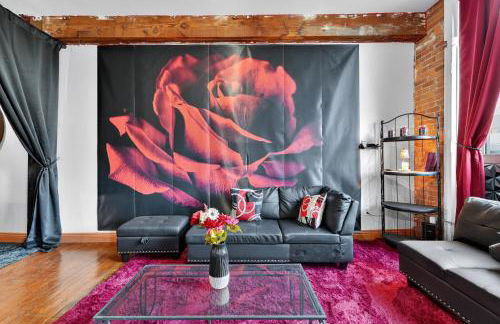 Beautiful 'Rose Themed' Loft Near Downtown Detroit apts - Foto 9