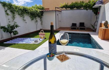Private pool and patio, a true Oasis in Madrid - Foto 53
