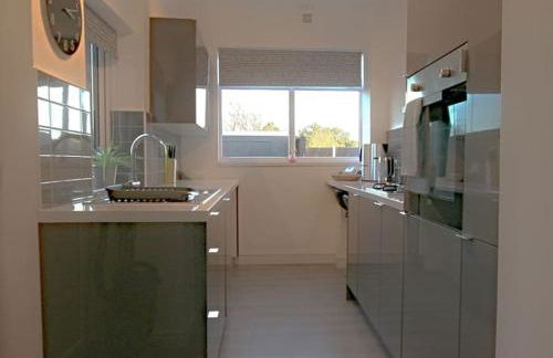 Charming 3-Bed House in Whitwell village - Photo 27