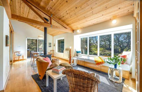 Madrone Cottage - Photo 1