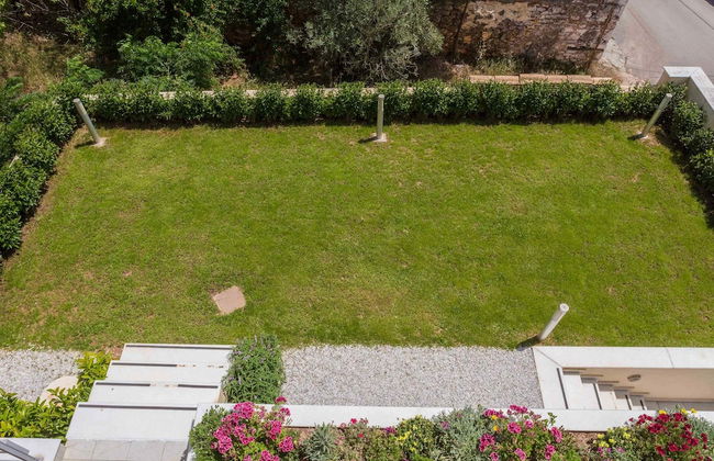 Bright & Spacious two-floor Family Garden Home - Foto 38