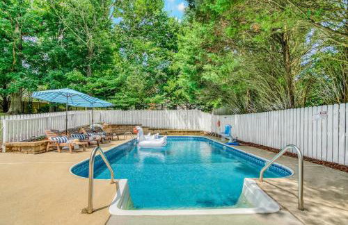 5BD Family Oasis, Pool, FirePit, Bball, Pong - Foto 44