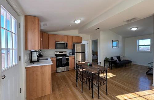 Entire Charming 3B1B in Federal Hill free parking - Foto 19