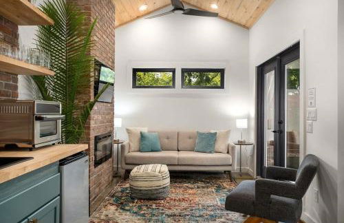 Petit Paradis Studio with hot tub - Photo 23