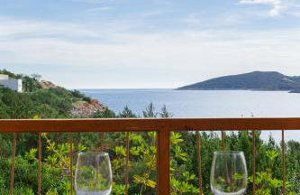 Into The Blue Apartment - Photo 15