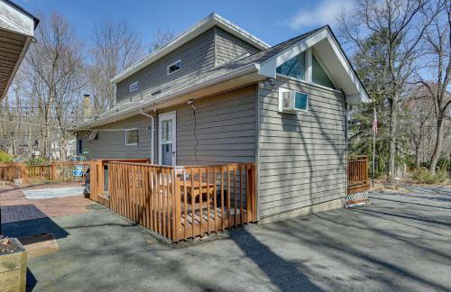 Milford Family Home with Koi Pond and Porch! - Foto 34