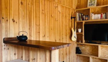 Cabin, terrace and enclosed garden - Photo 2