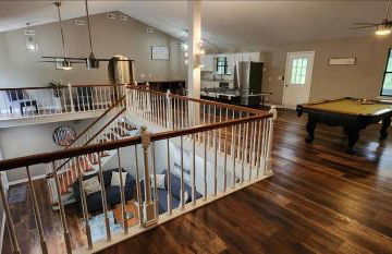 Large Hillside Retreat with Pool and Hot Tub - Foto 40