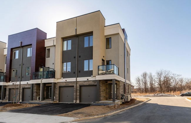 4BR 3BA Townhouse on Lake Ontario Free Parking Gym - Foto 49