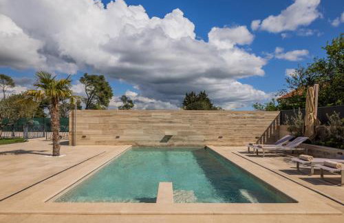 Salt and Stone Villa - Photo 11