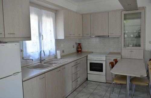 White Clam Vintage House with sea view & garden - Photo 9