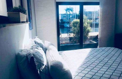 1BR C direct on the water shared deck Free kayaks - Foto 27