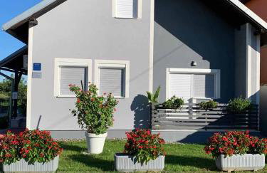 Apartmani Ana Vukovar - Foto 1